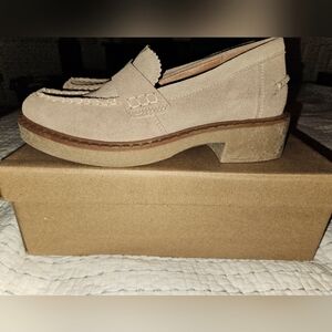Lucky Brand Larissah loafers in EUC